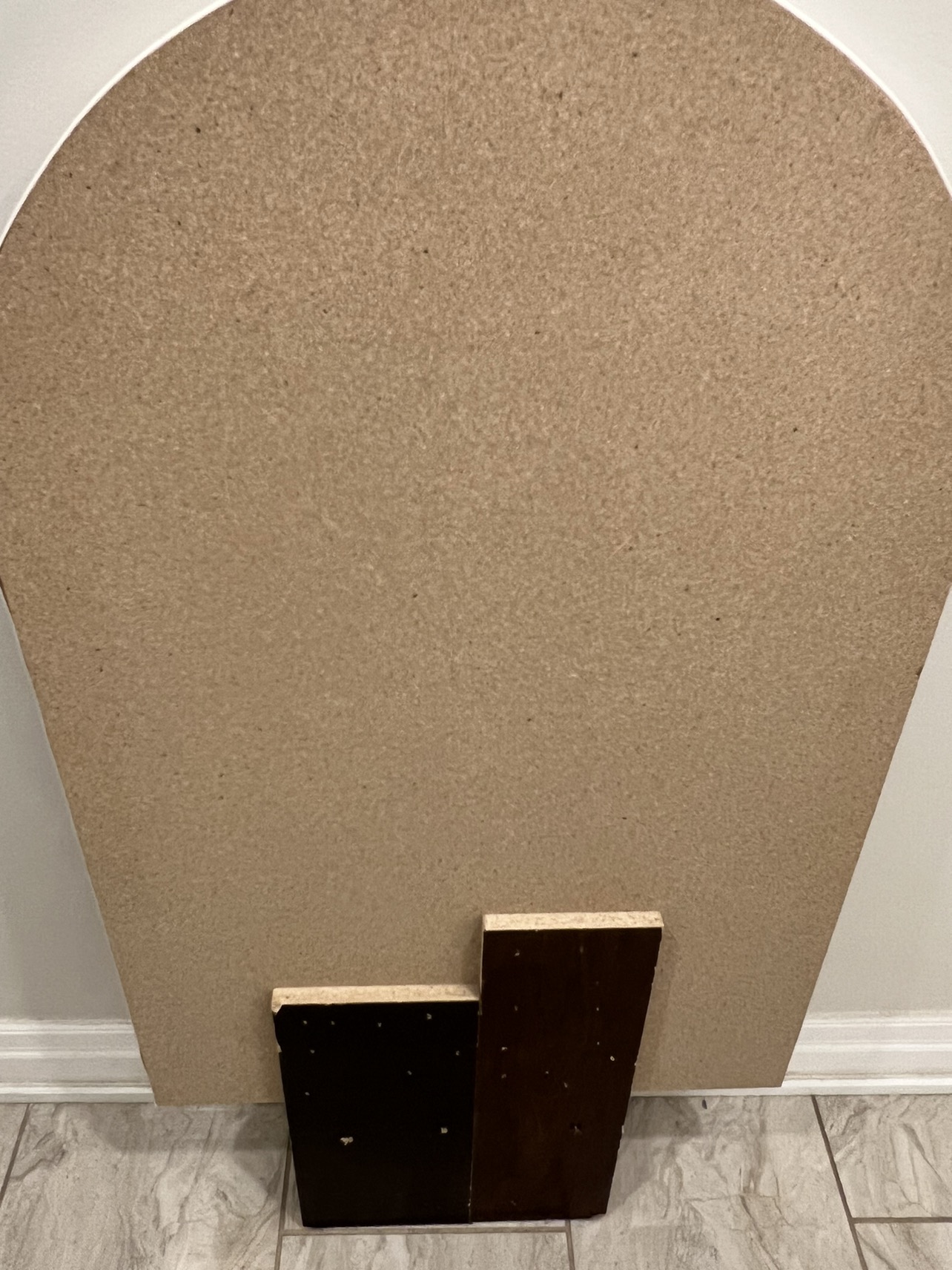 White Framed Arch Mirror - photo 2