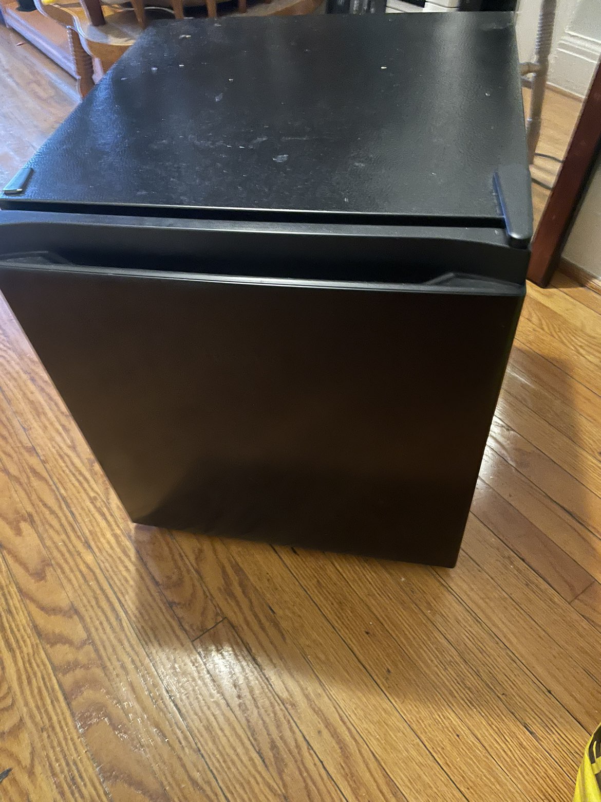 Mini fridge