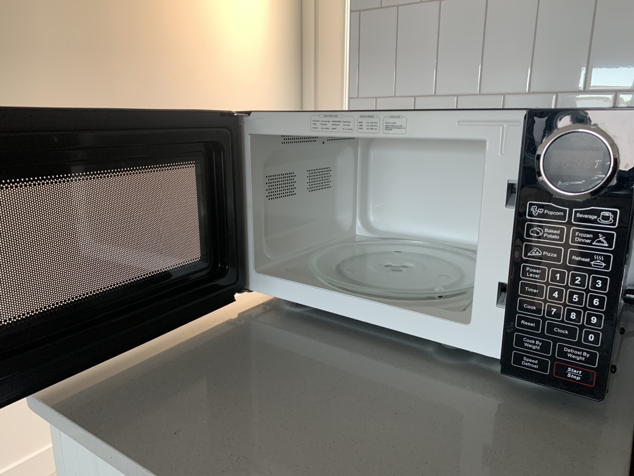 Microwave - photo 2