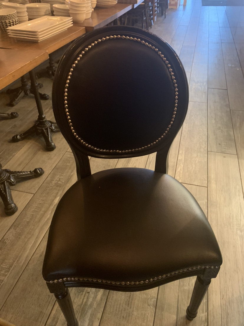 Chairs (Black) thumbnail