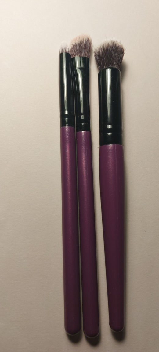 Make up brushes thumbnail