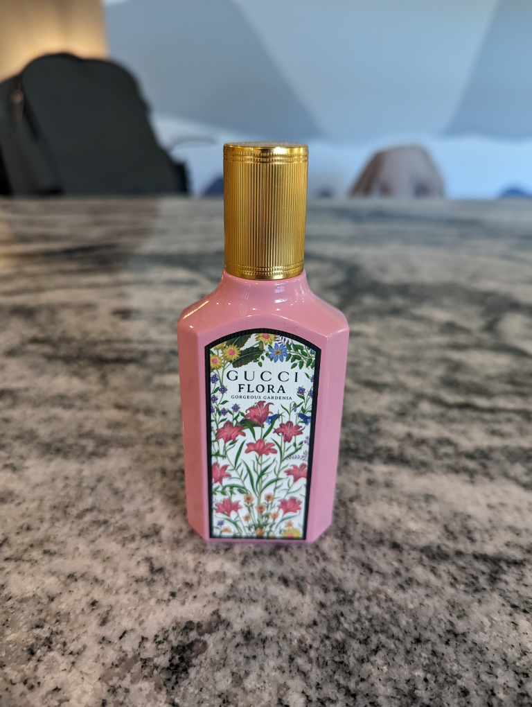 Gucci Flora perfume