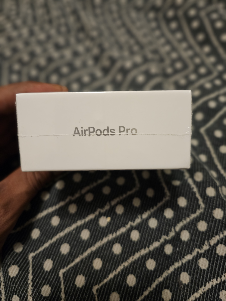AirPods Pro 2nd Gen - photo 4