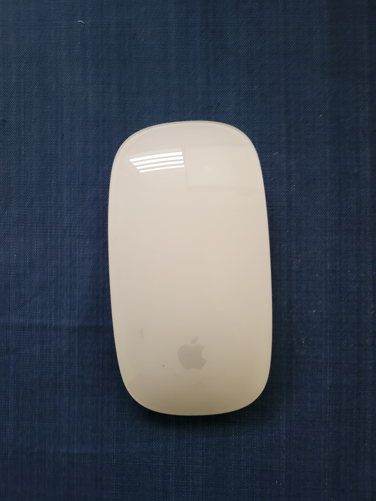 Apple Magic Mouse 2 thumbnail