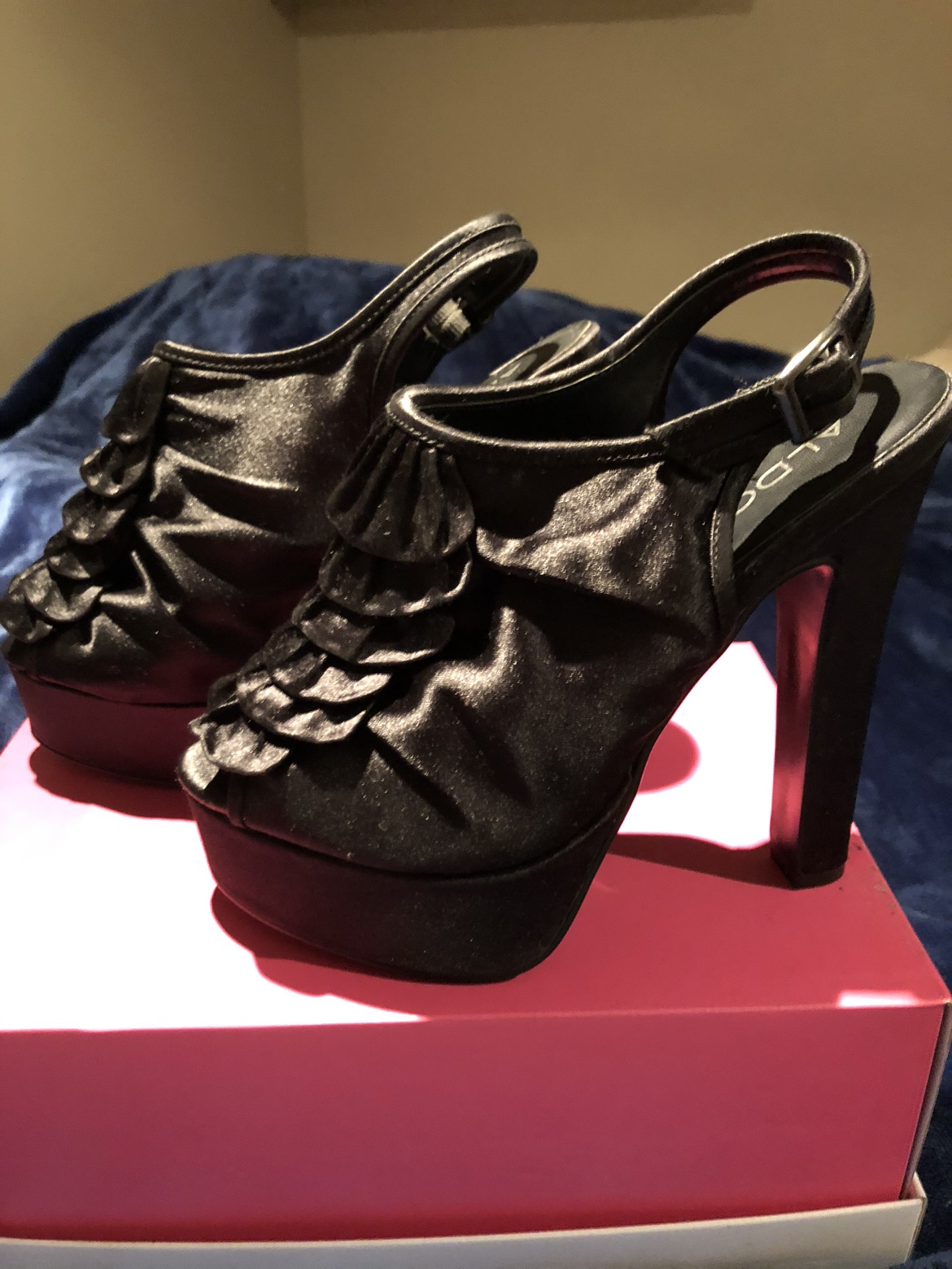 Woman's Shoes