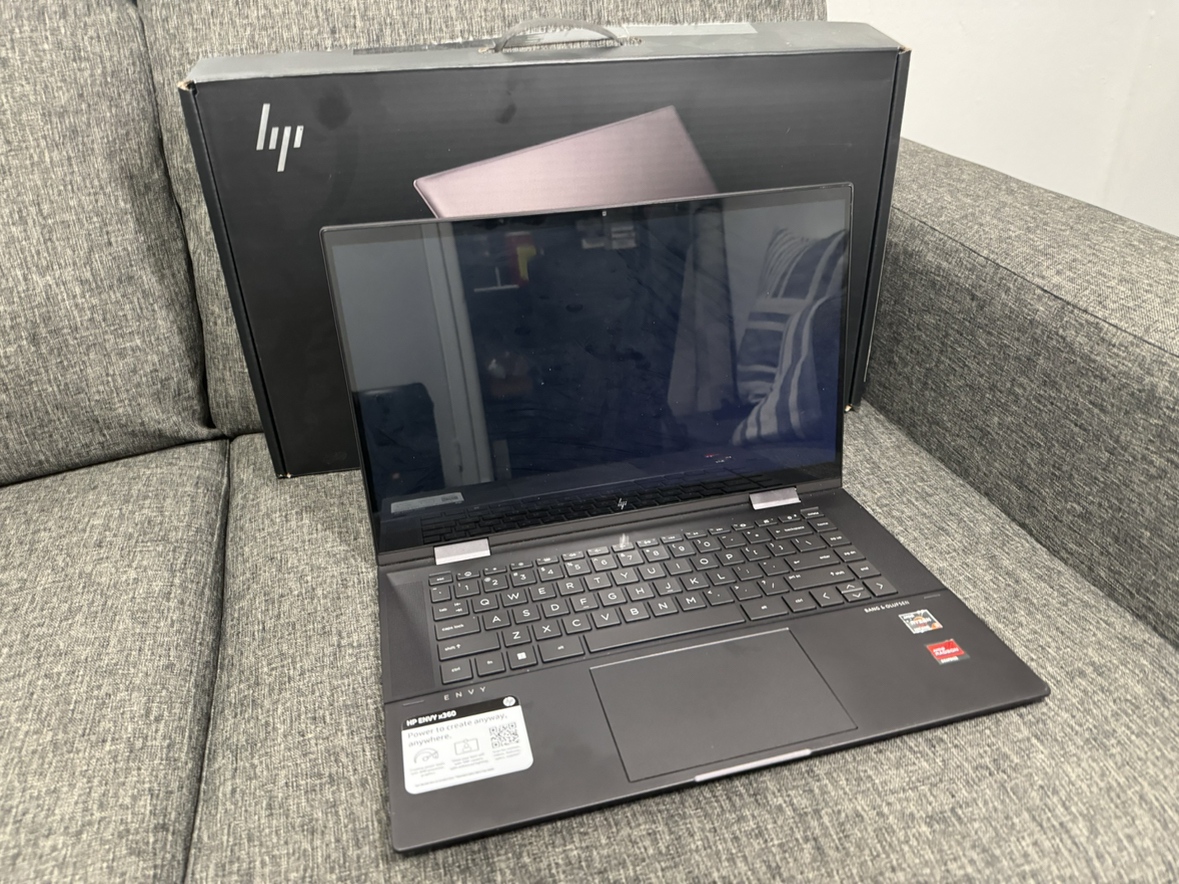 HP ENVY Touch-Screen Laptop - photo 2