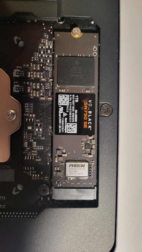 Mini ATX gaming pc great for AAA titles and Video Editing. image indicator(8)