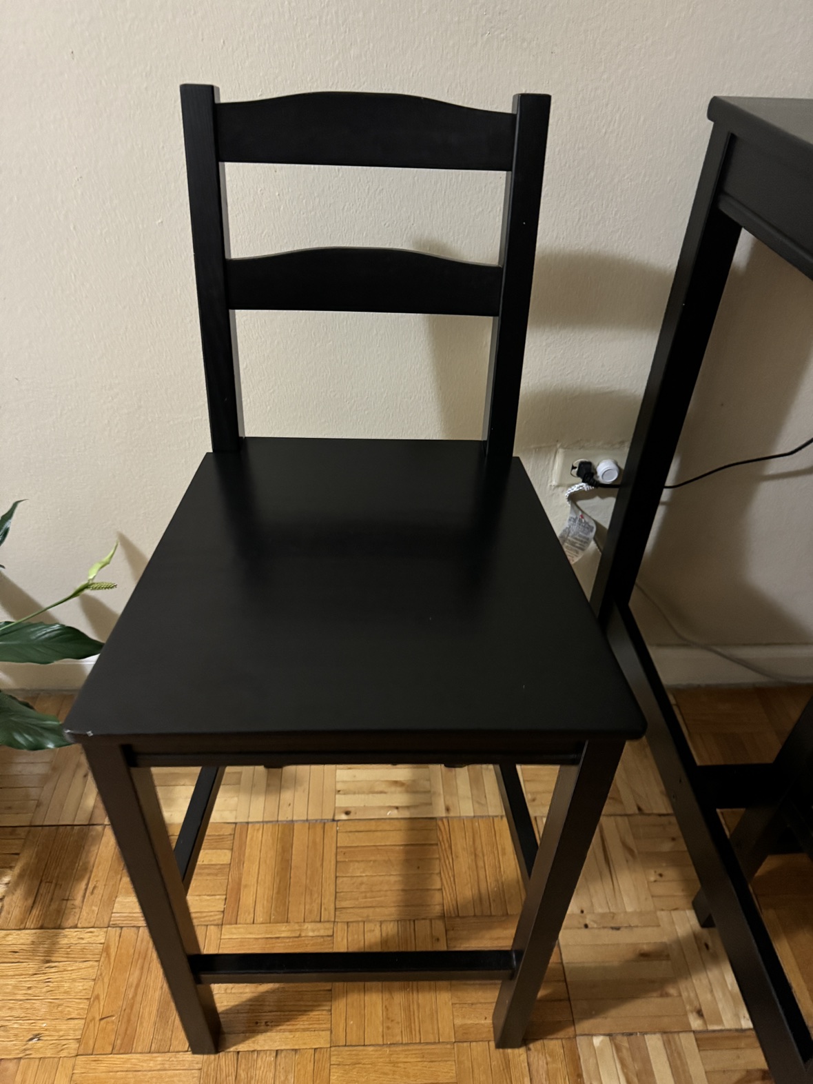 Dining Table - photo 2