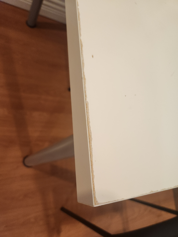 FREE Table - photo 2