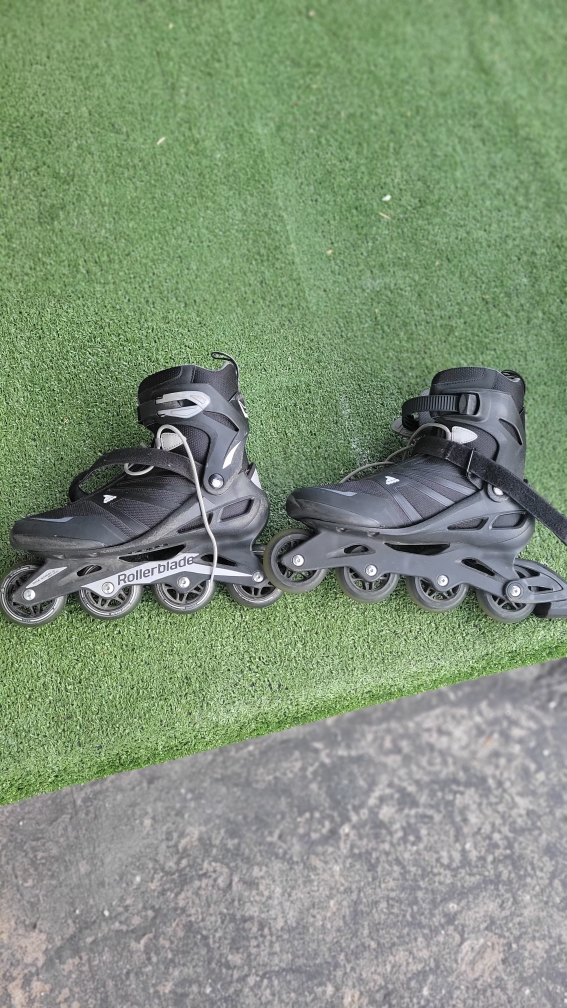 Size 10 Zetrablade inline skates
