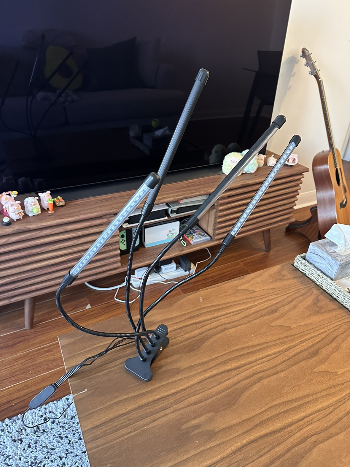LED Indoor Grow Light thumbnail