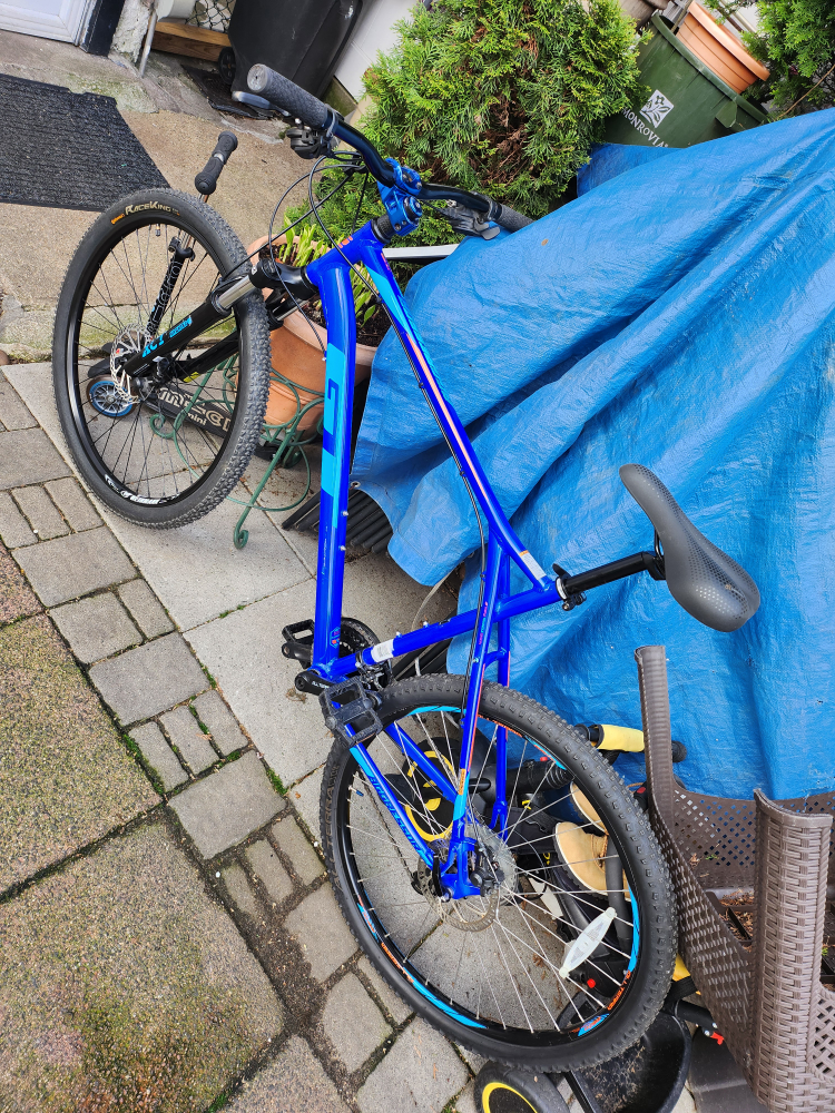 GT Mountain bike - photo 2