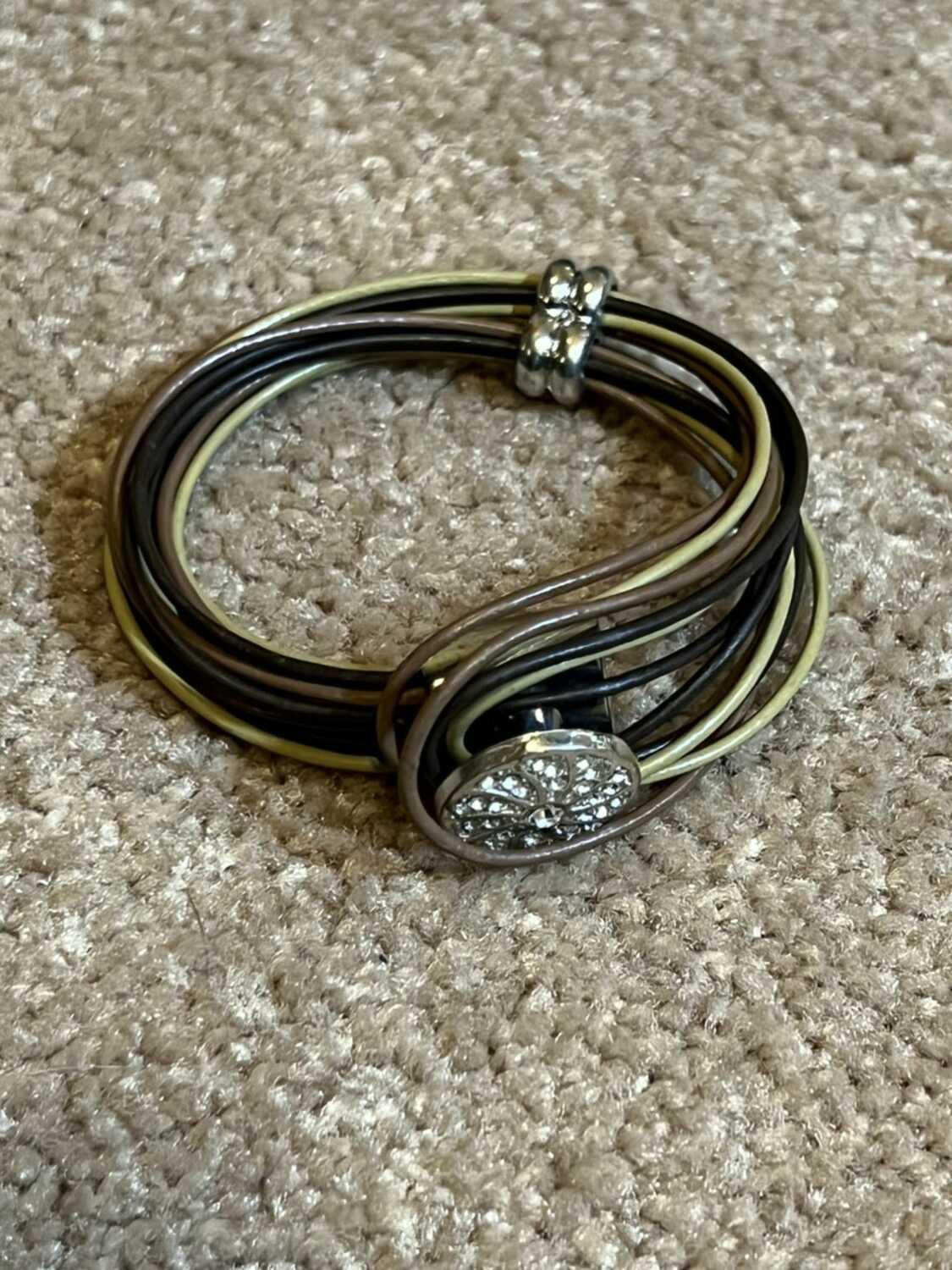 Bracelet thumbnail