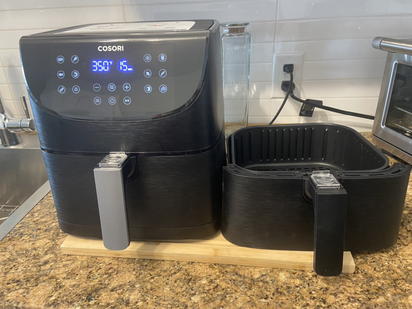 COSORI Pro Gen 2 Air Fryer 5.8QT with spare basket