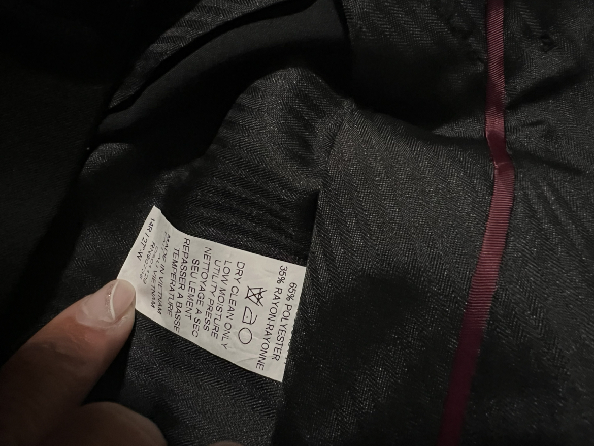 LIKE NEW Boys black 2 pc suit -Daniel Hechter image indicator(6)