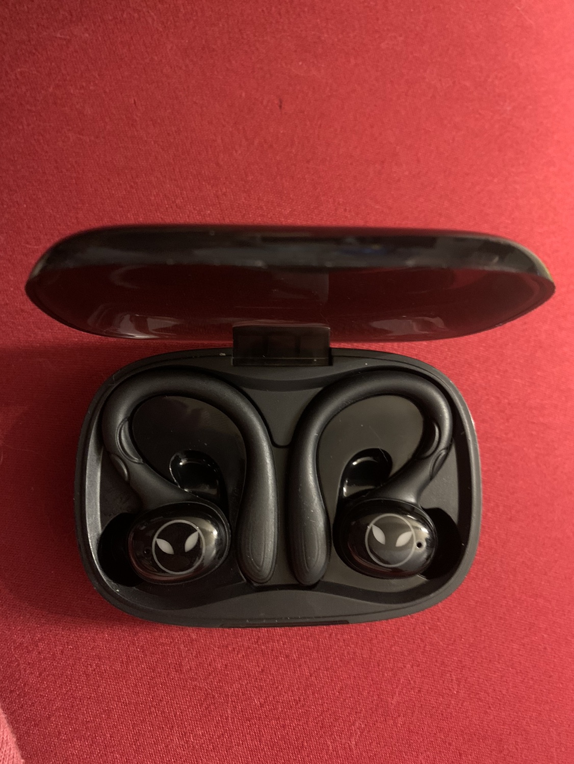 Earphones thumbnail