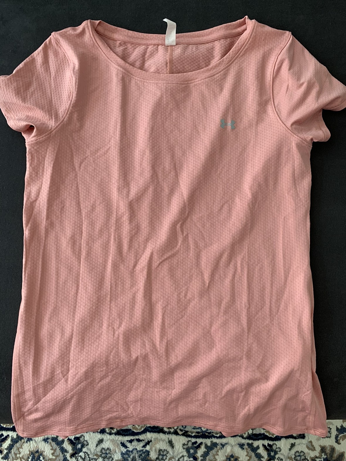 Under Armour heat gear fitted top medium