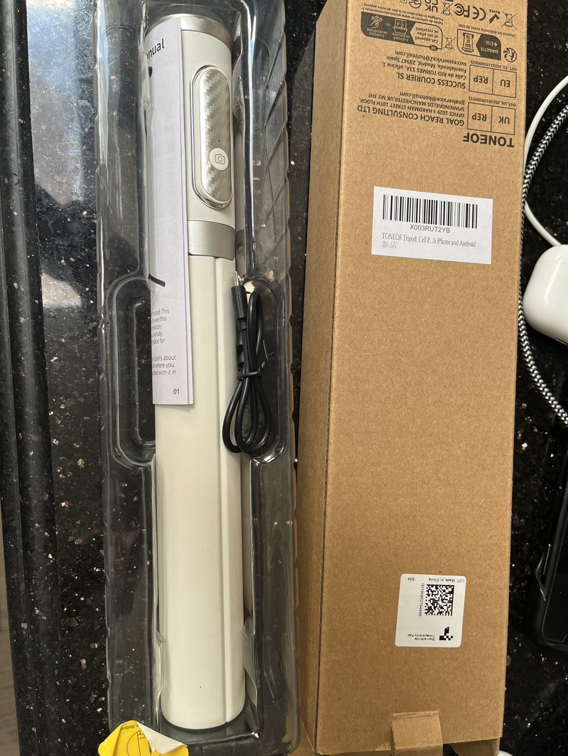 Selfie Stick and Tripod - photo 3