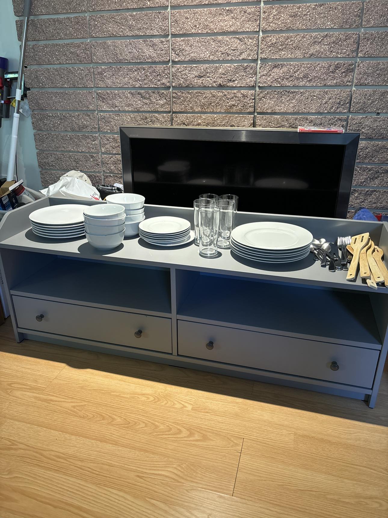 Dining ware
