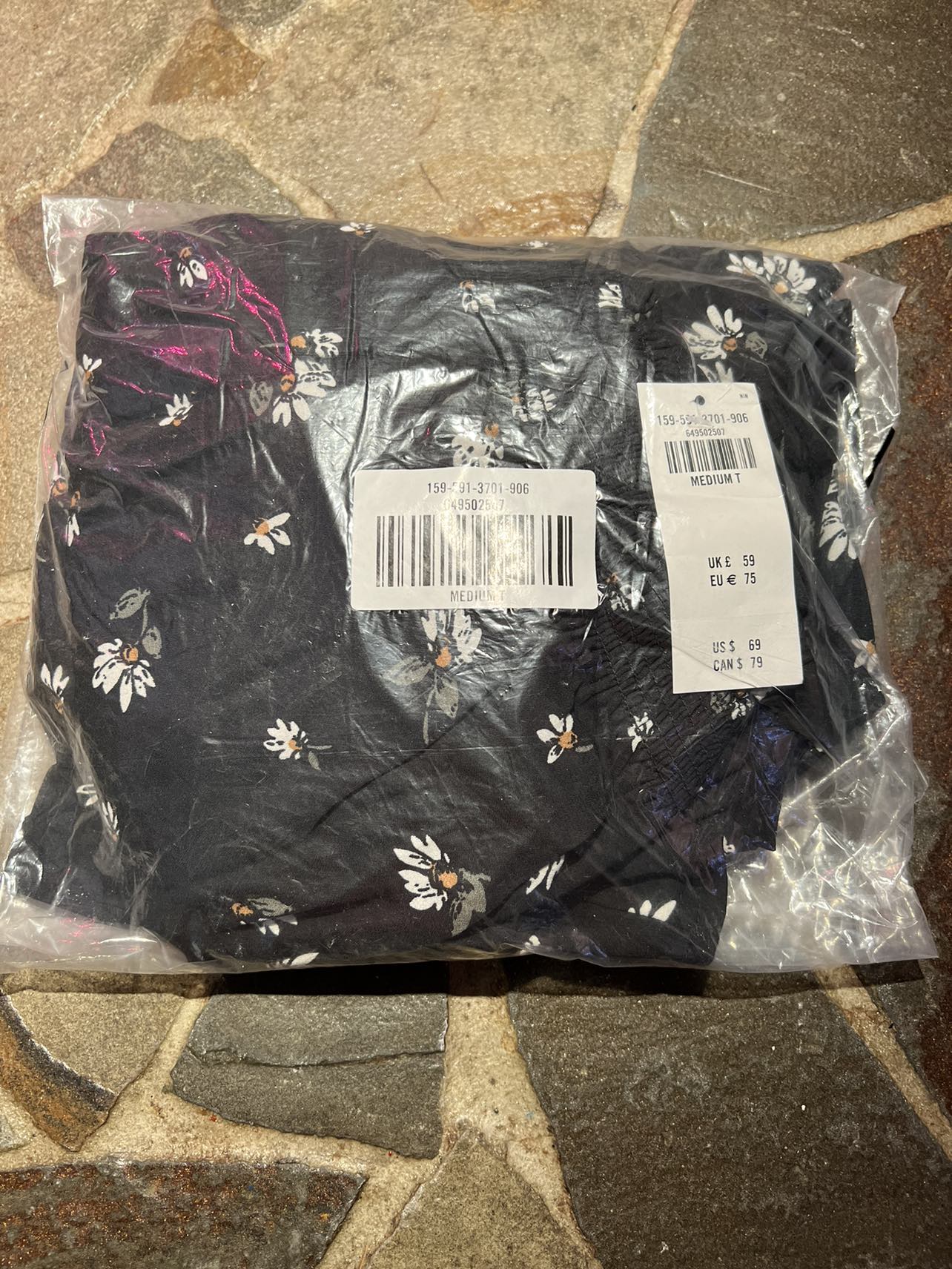 Abercrombie Long-Sleeved Smocked Neckline Mini Dress (BNWT) image indicator(5)