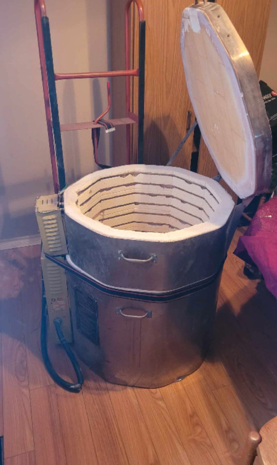 Large kiln for sale thumbnail