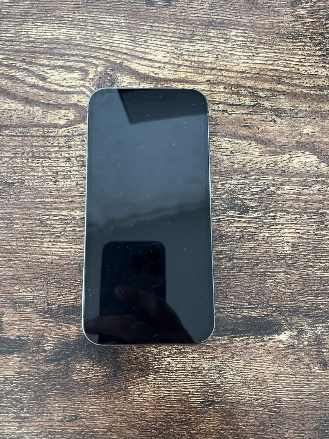 iPhone 12 Pro - photo 2