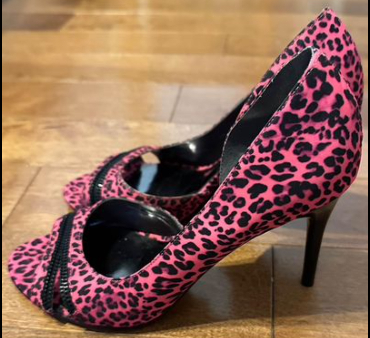 CARLOS SANTANA Shoes High Heels Size 6 M Pink Leopard Satin. - photo 4