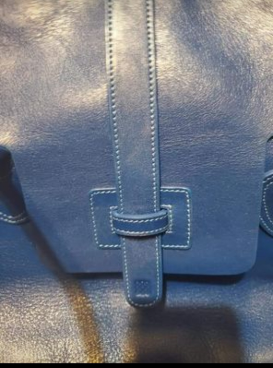 Leather Beautiful Deep Blue Handbag. - photo 2