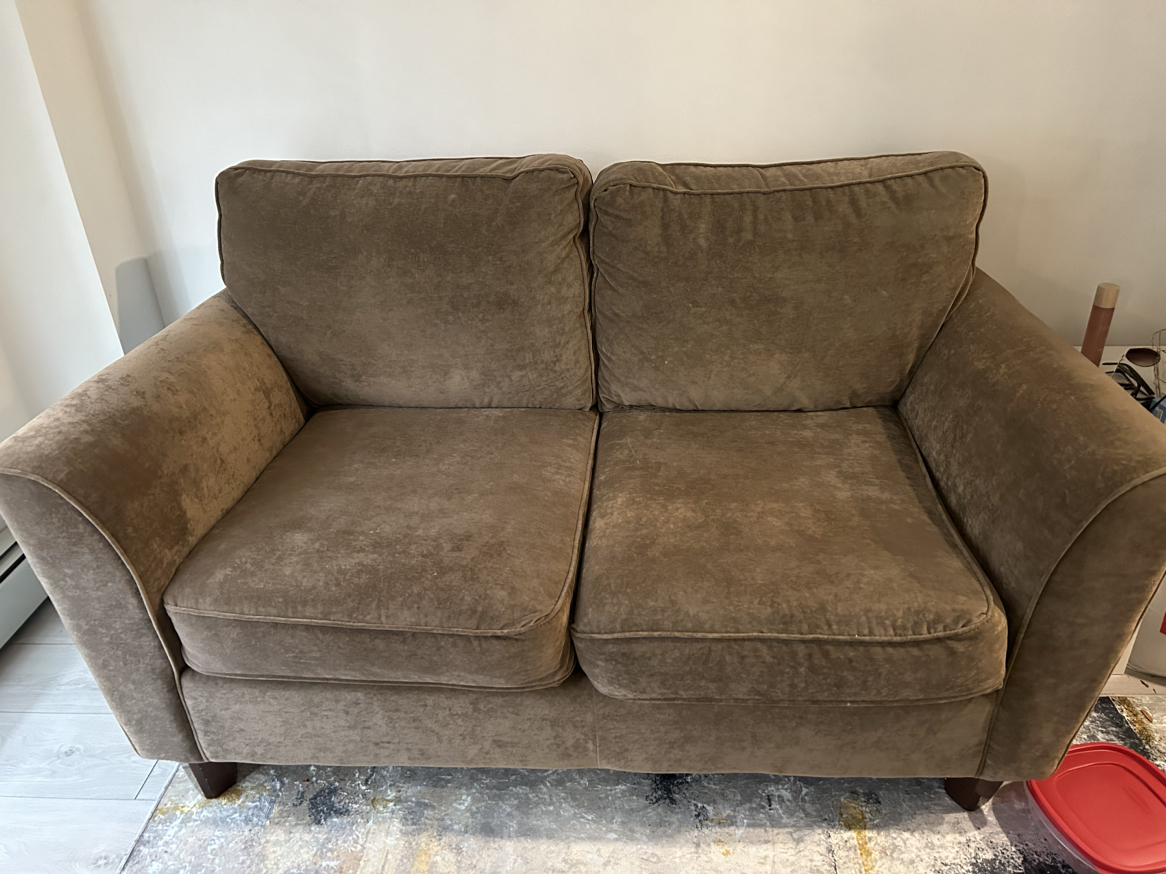 Love seat Couch and a Lounge Chair Set - photo 4