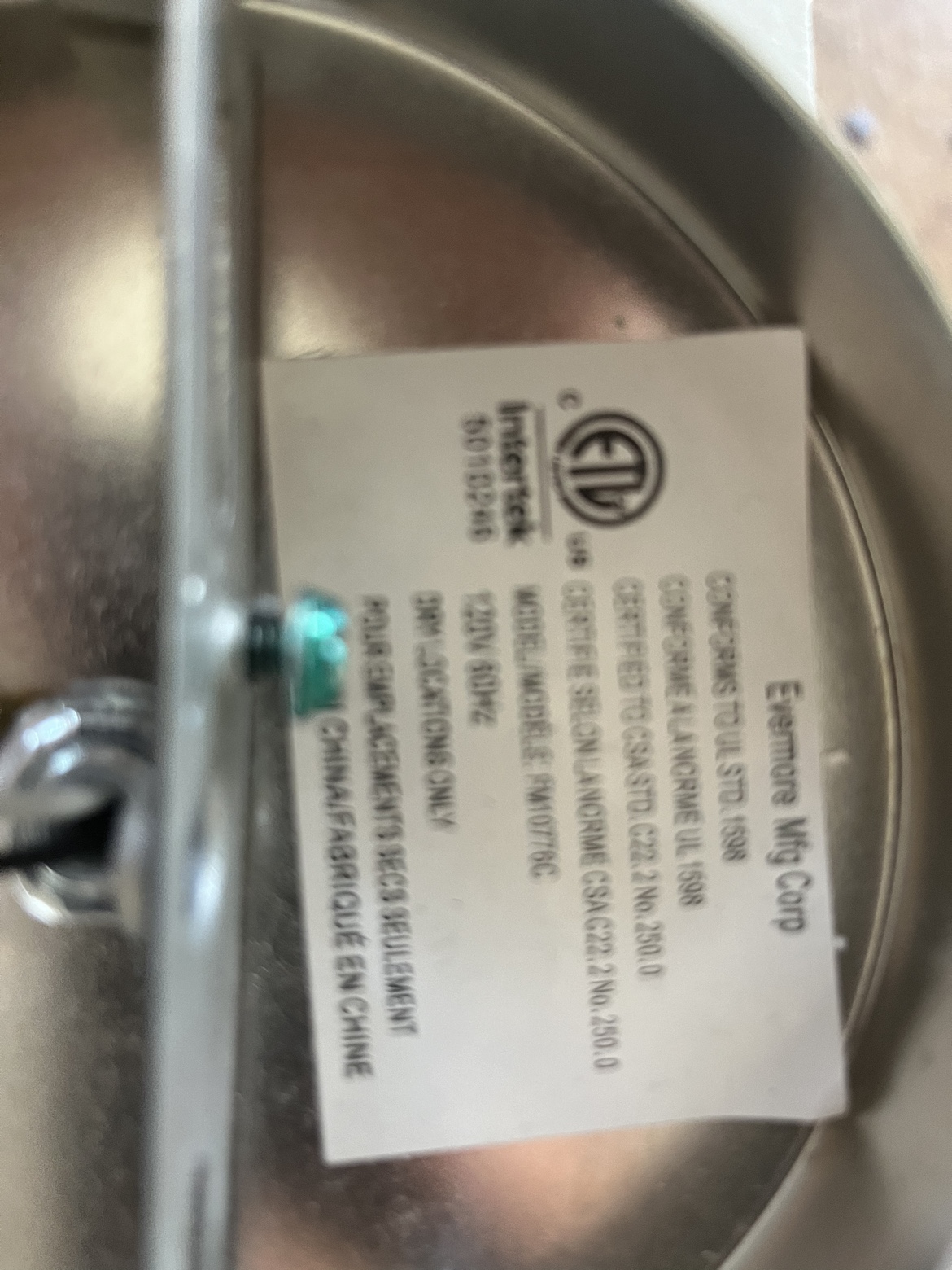 Flushmount ceiling light with crystal shade image indicator(2)