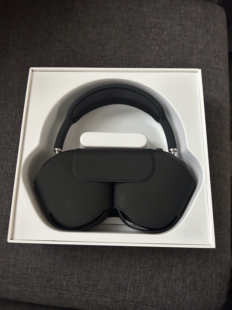 AirPod Maxes - photo 3