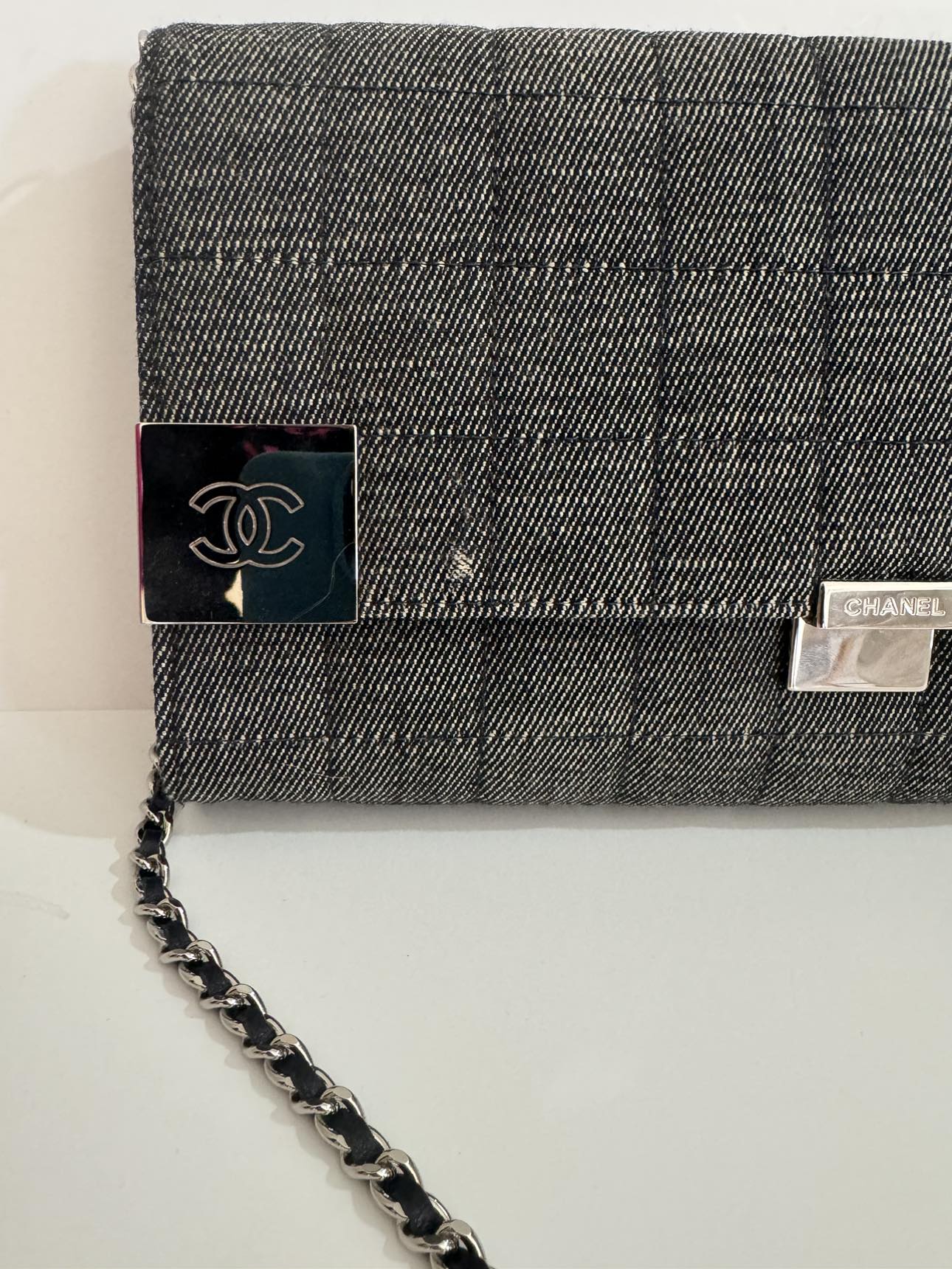 Chanel Denim Chocolate Bar Flap - photo 2