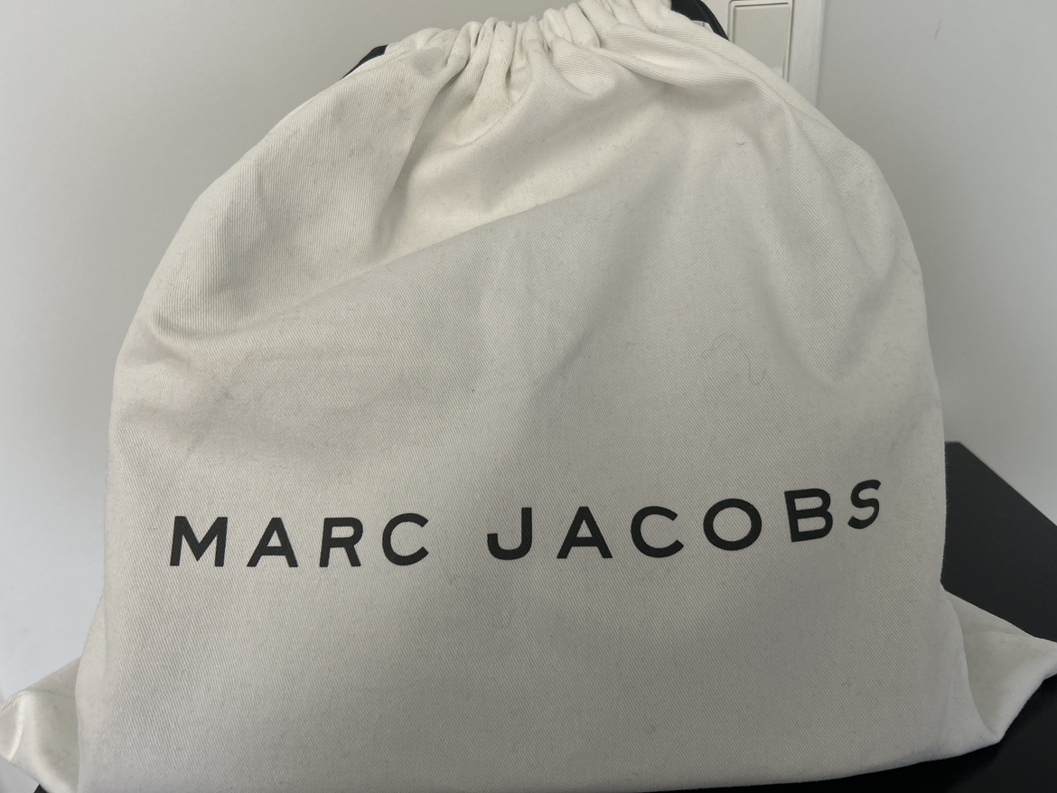 Marc Jacobs bag image indicator(4)