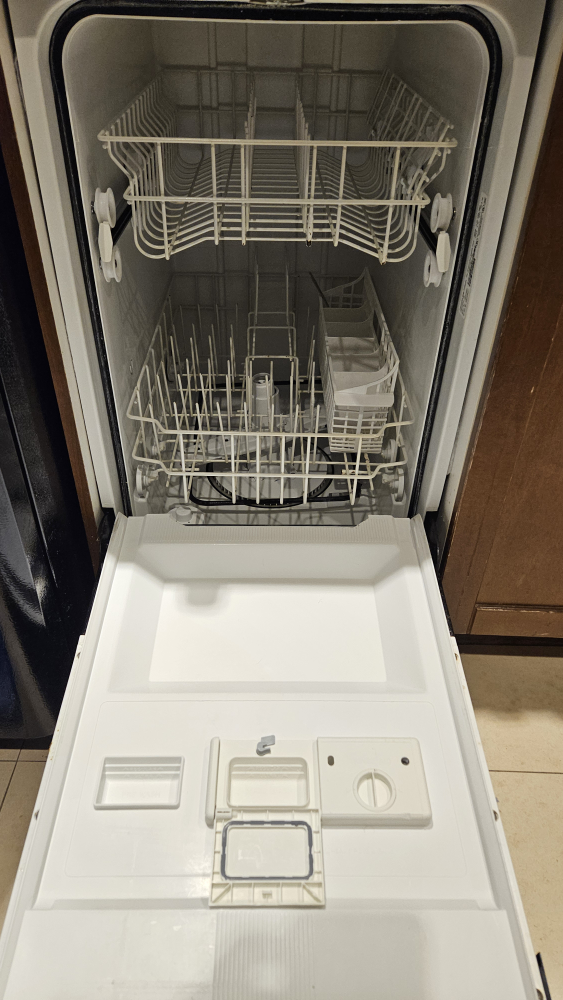 Used Frigidaire dishwasher - photo 2