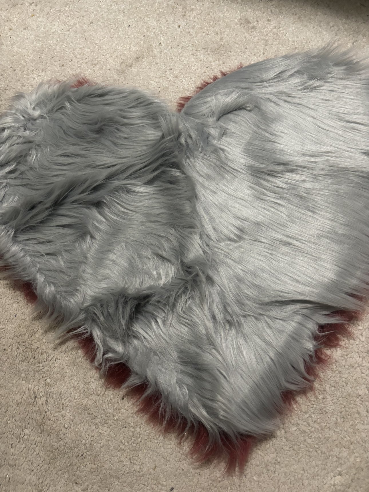 Heart shaped rug - photo 4