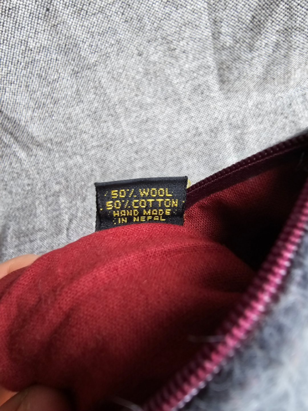 Handmade Nepalese Gray / Dark Pink Flower Bag image indicator(3)