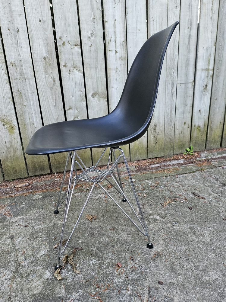 Dynamic ikea chairs - photo 2