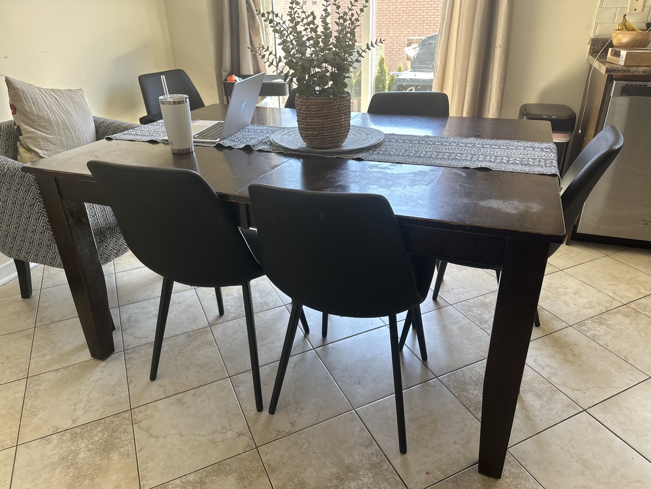 Dining table - photo 2