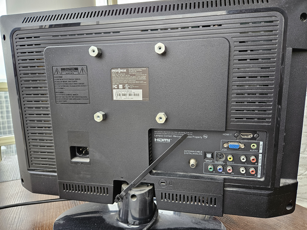 Insignia LCD TV image indicator(2)