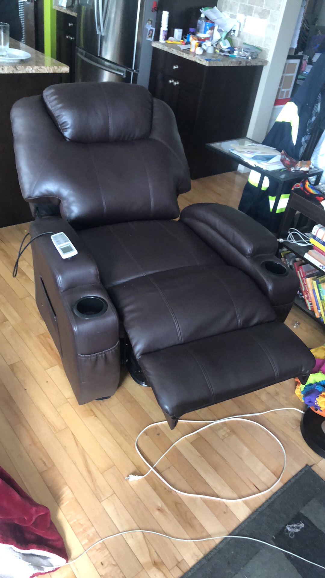 Self lift chair with remote - photo 4