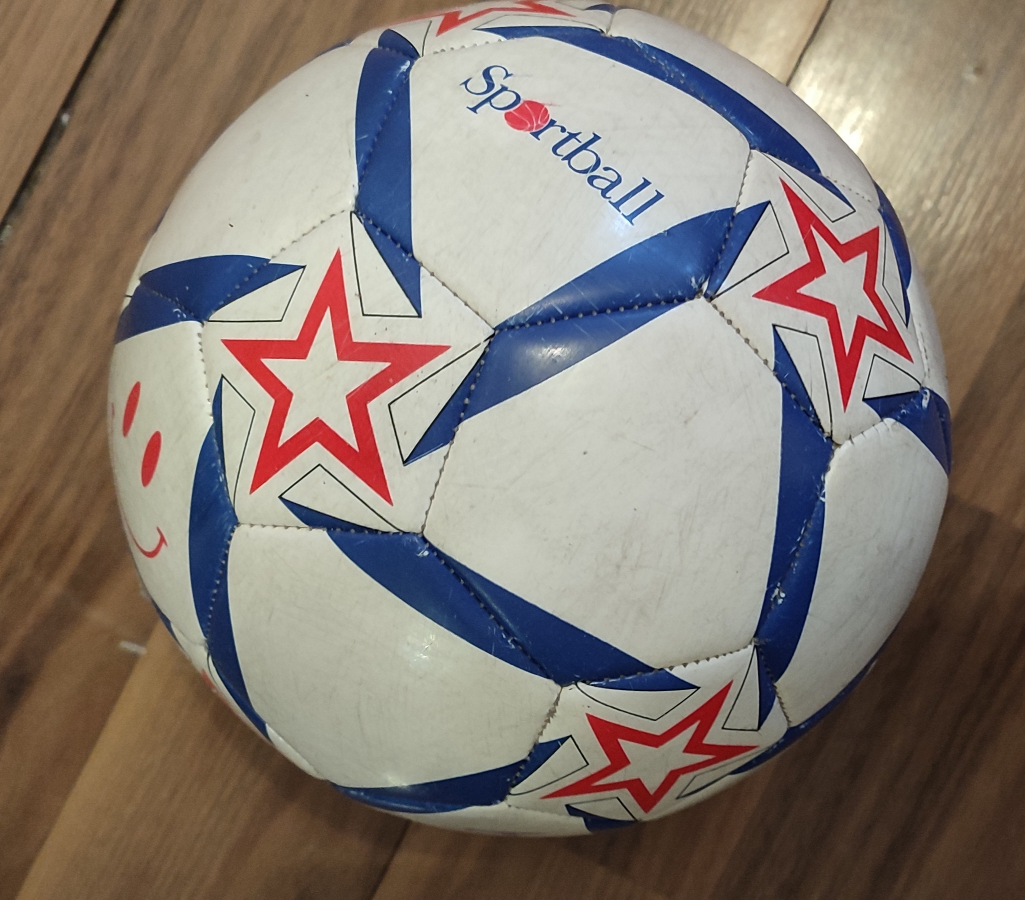Soccer ball #freecycle thumbnail