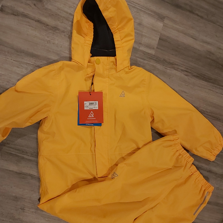 BNWT Ripzone Rainsuit sz 5T