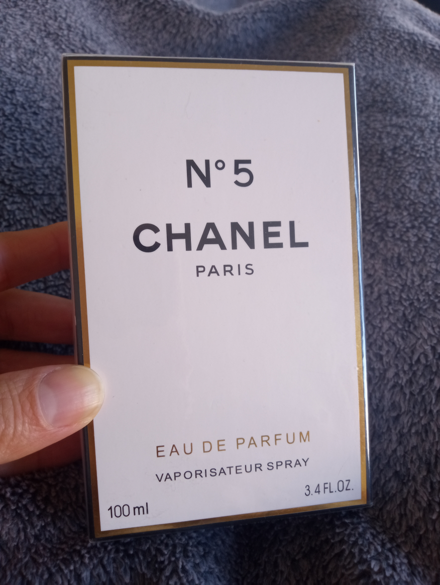 Chanel N° 5 Parfum new, unopened