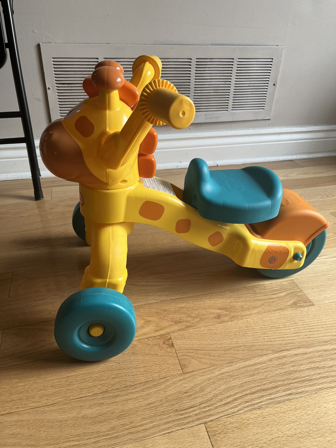 Little Tikes Go And Grow Lil' Rollin' Giraffe thumbnail