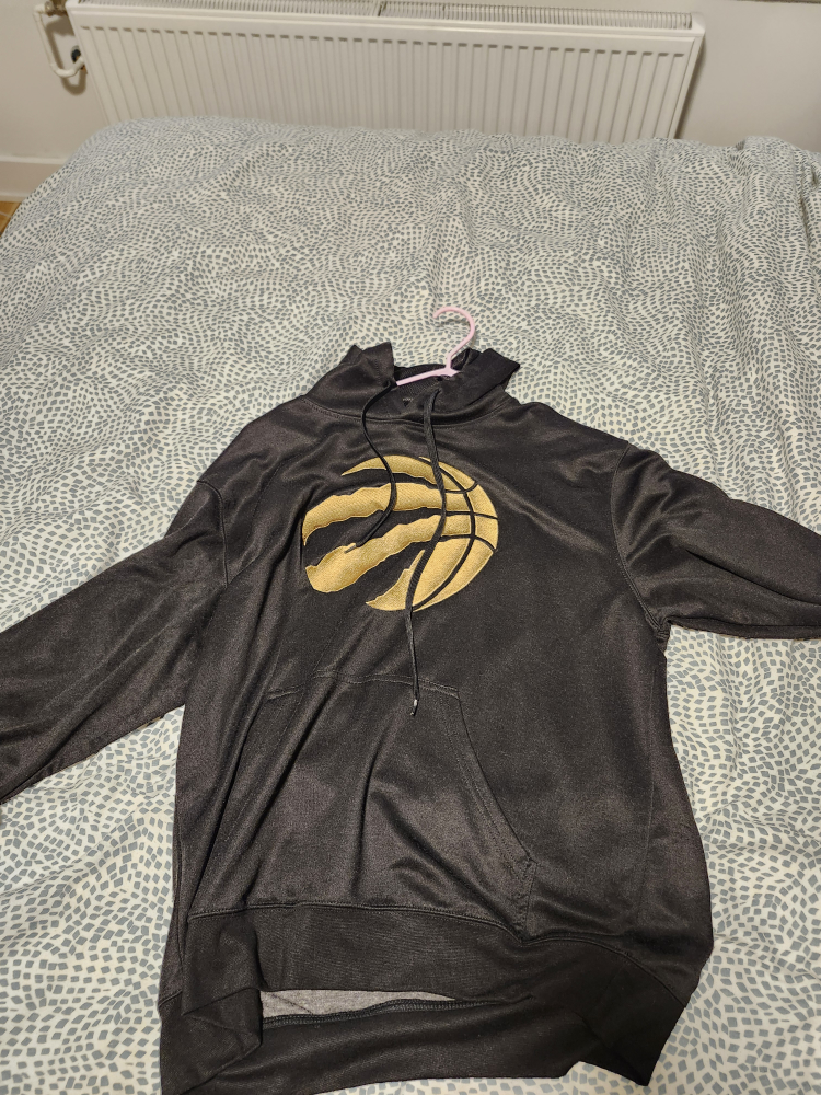 Toronto Raptors Sweater