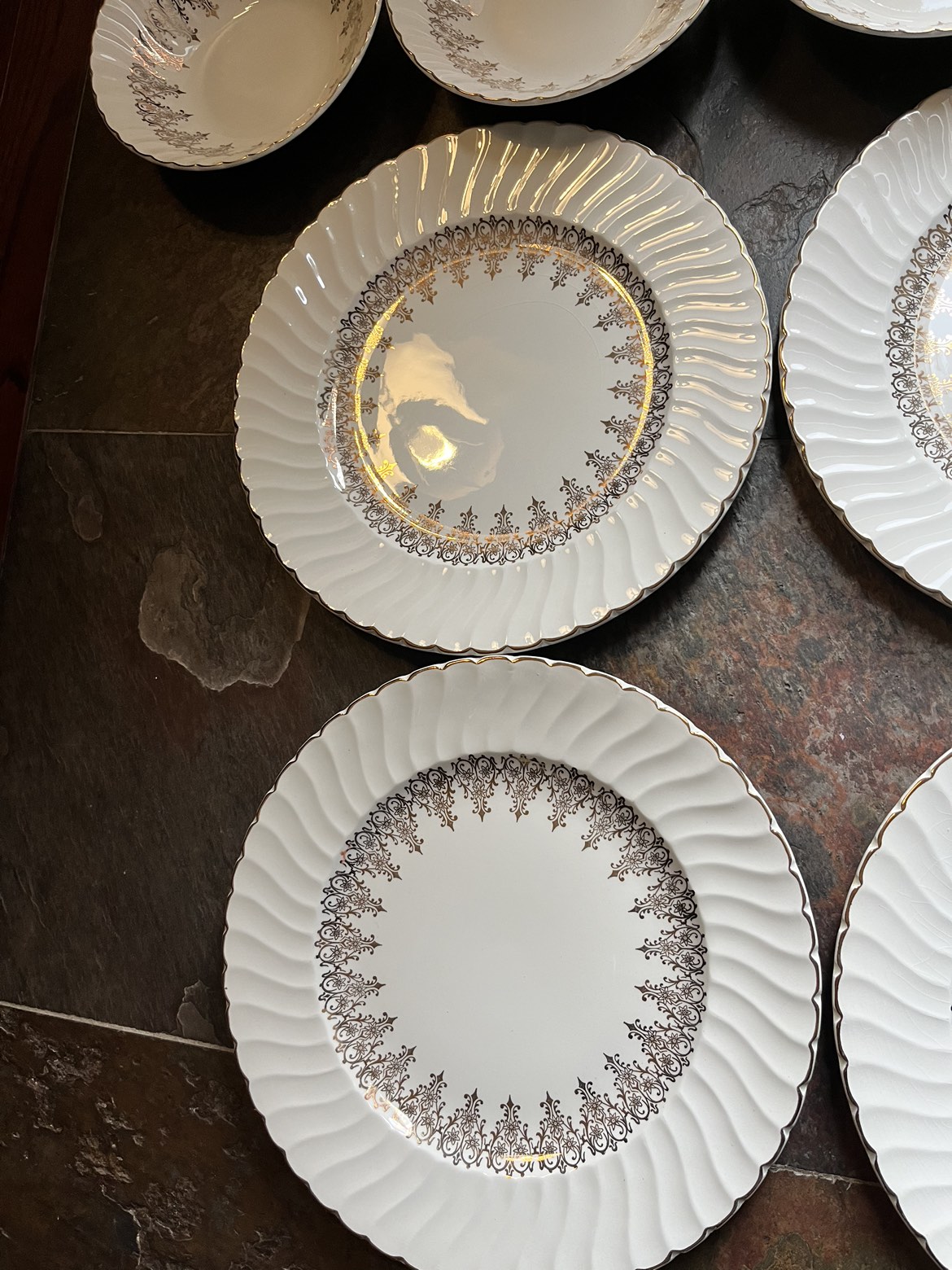 🥕Vintage Aynsley English Ironstone China, 20 pieces image indicator(5)