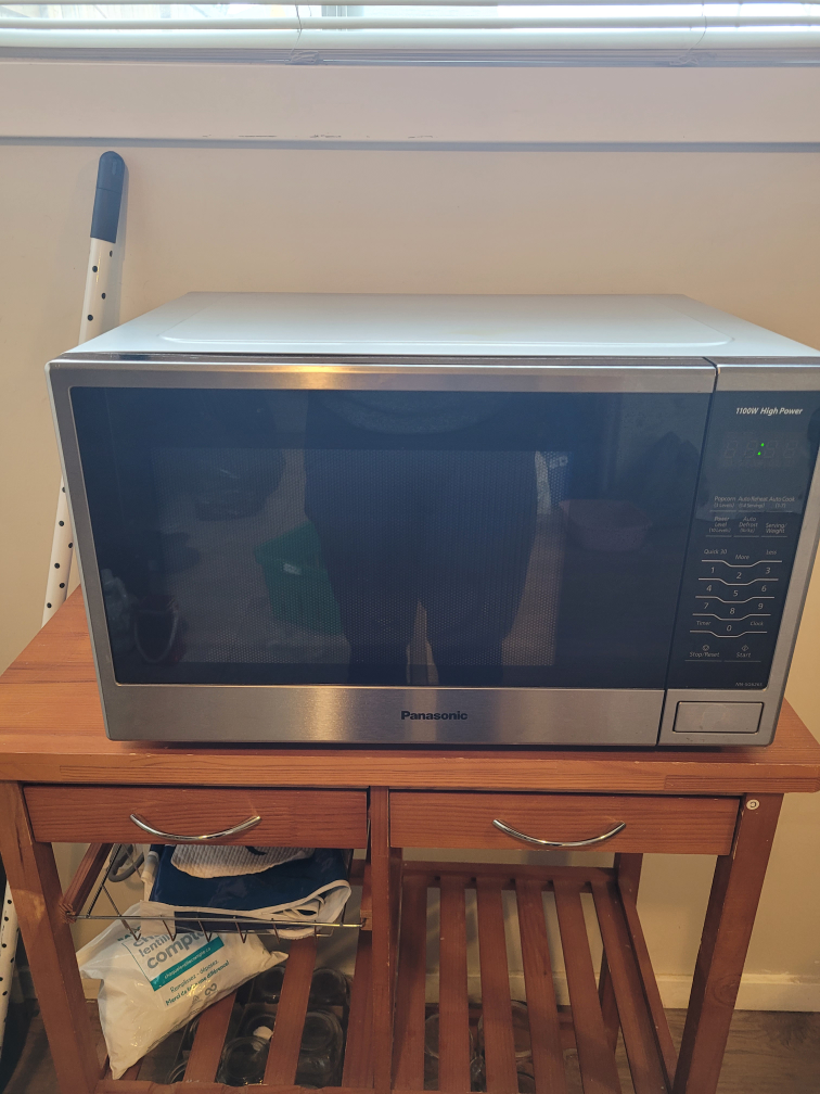 Panasonic 1100 Watt Microwave