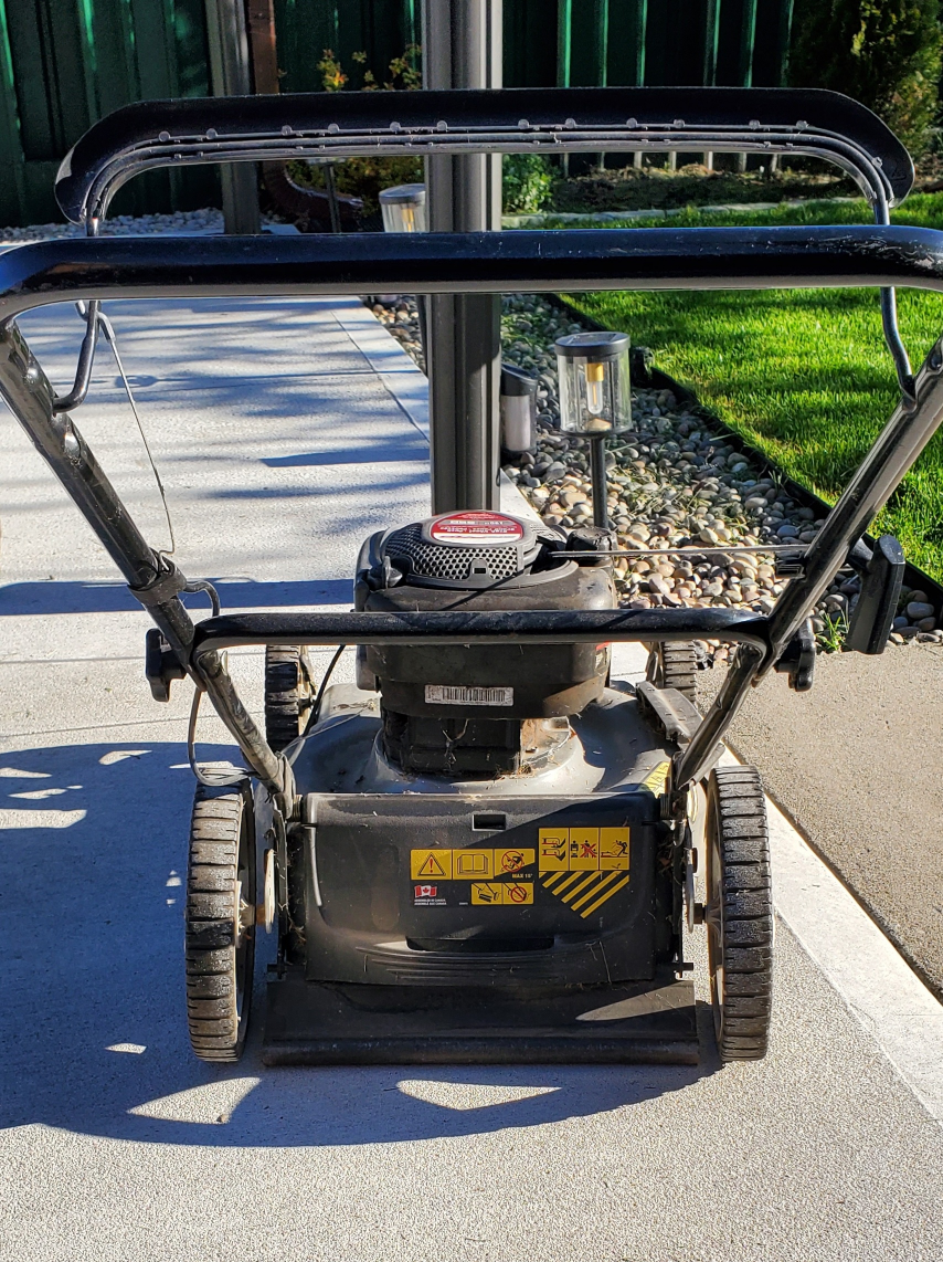 Lawn mower, gas fuel. image indicator(4)