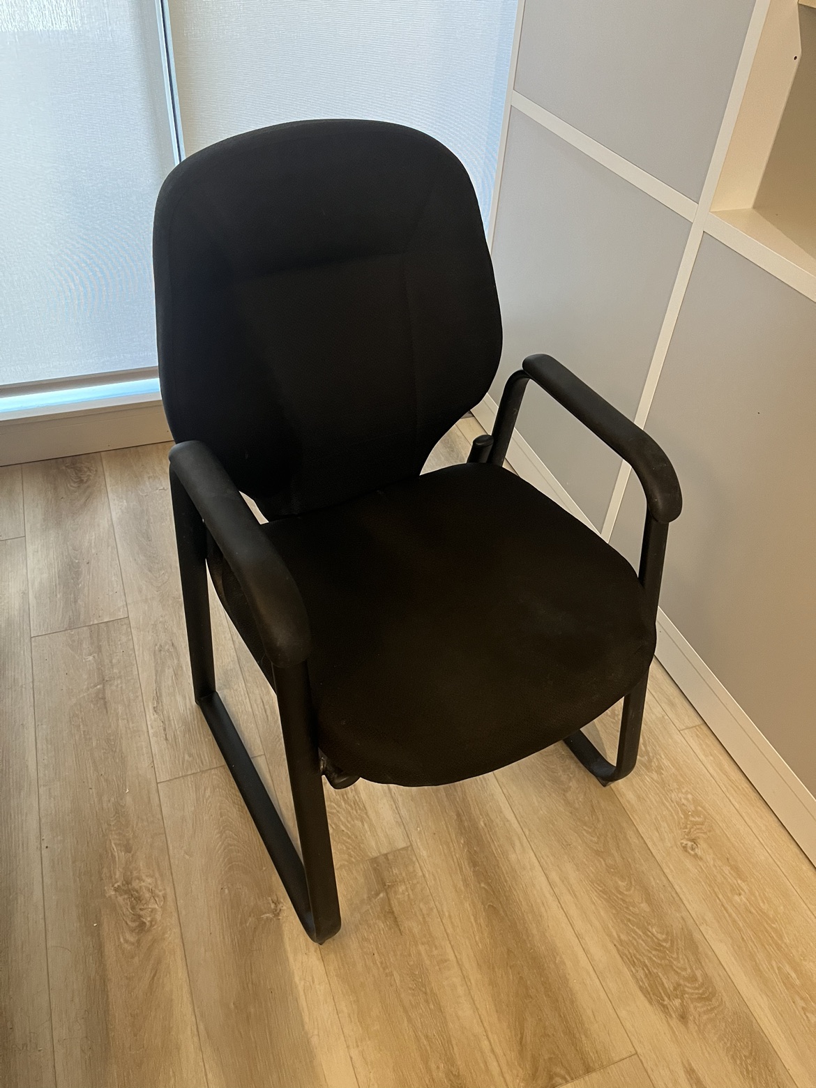 Chair - Metal frame