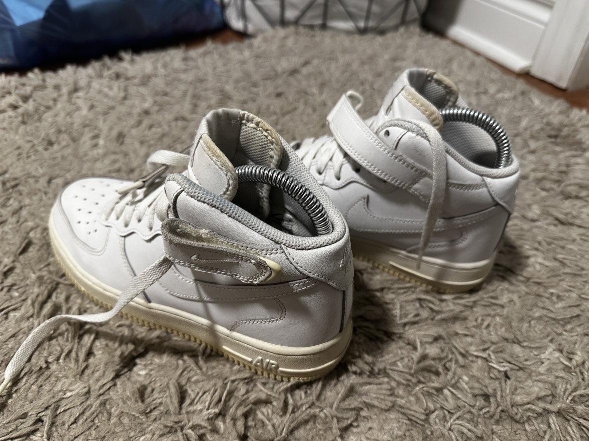 Nike AF1 Mids GS image indicator(3)